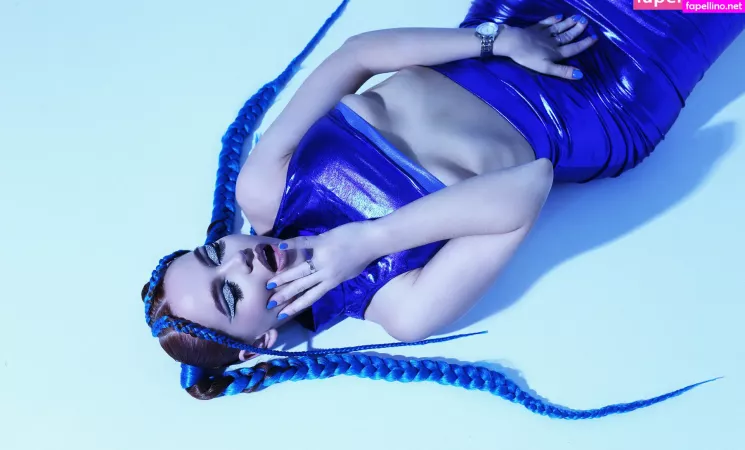 Redfoxxxxxxx OnlyFans Thumbnail #mVUSSl4BZq