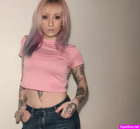 Redfoxy12 OnlyFans Thumbnail #TDdQeUeZnW