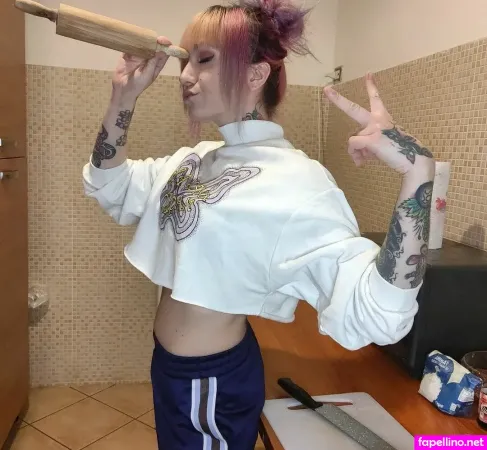 Redfoxy12 OnlyFans Thumbnail #cZH5CruMpd