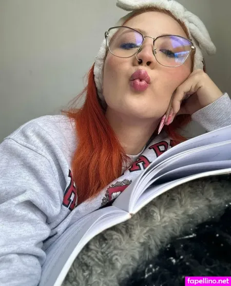 Redgingerflame OnlyFans Thumbnail #6Vo0NsnbBf