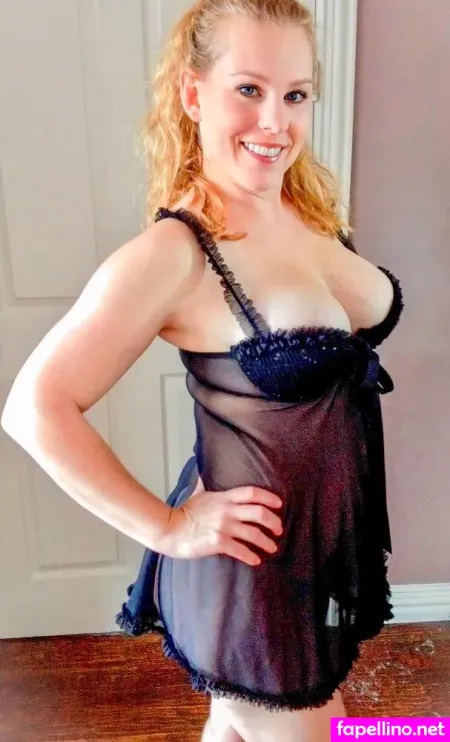 Redhead Milf Kelli Main Profile Photo