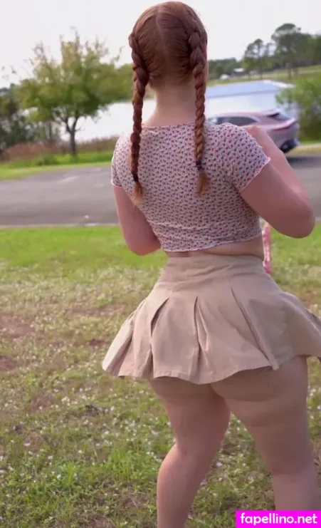 Redheadbambi Main Profile Photo