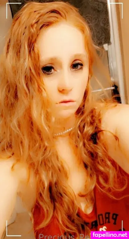 Redheadbeauty2222 OnlyFans Thumbnail #YRB7lcYkZZ