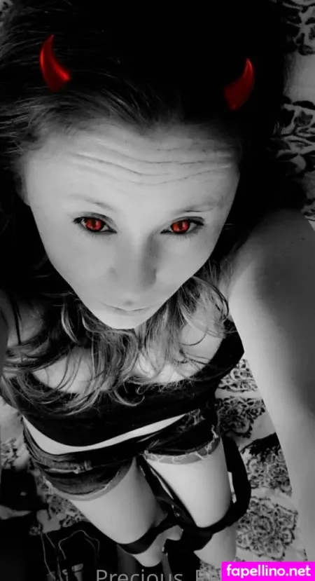 Redheadbeauty2222 OnlyFans Thumbnail #ePePx8o1x6