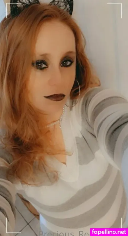 Redheadbeauty2222 OnlyFans Thumbnail #nq9iTrdRRB