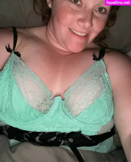 Redheadfreakwithfreckles OnlyFans Thumbnail #EPhE8PTPNG