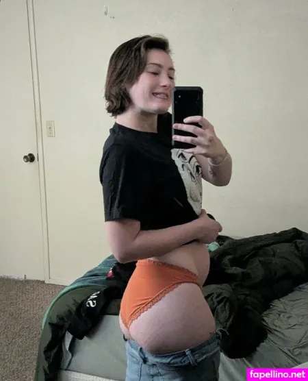 Redheadgivesyouwings OnlyFans Thumbnail #ggoLNeGIxU