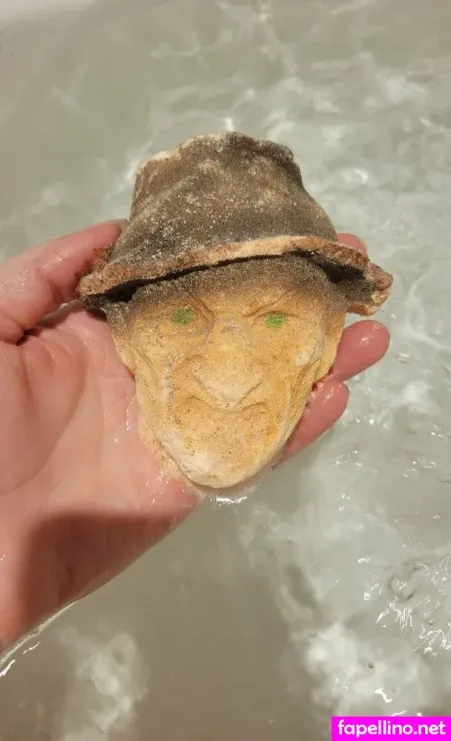 Redheadgothwitch0730 Main Profile Photo