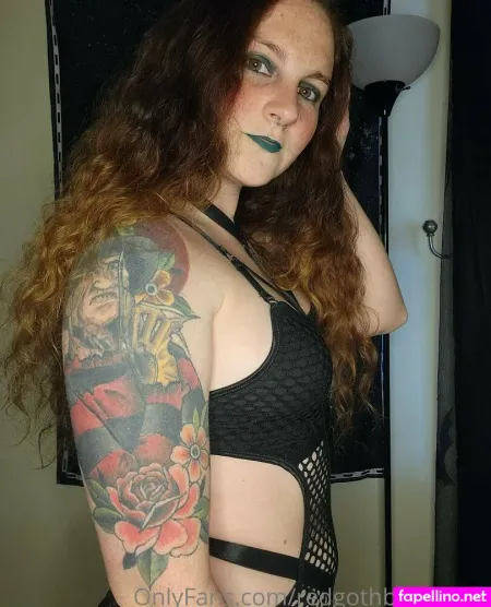 Redheadgothwitch0730 OnlyFans Thumbnail #nJxWGktsUf