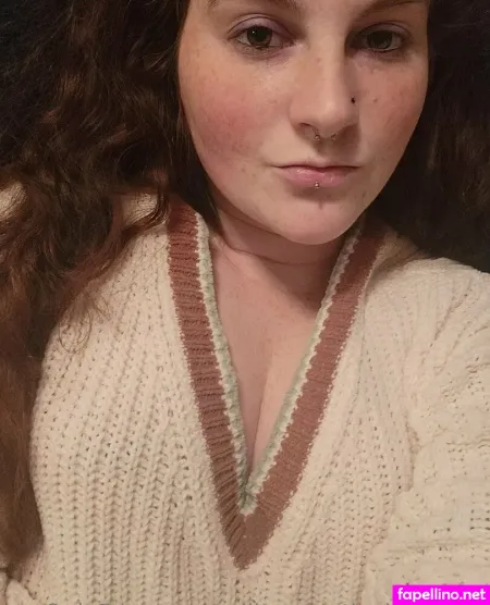 Redheadgothwitch0730 OnlyFans Thumbnail #p1Jxg8pT8A