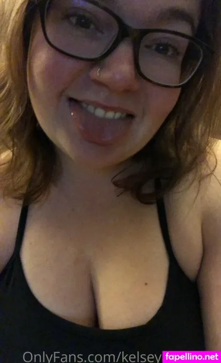 Redheadmomma1293 OnlyFans Thumbnail #tzD1ZlHOjQ