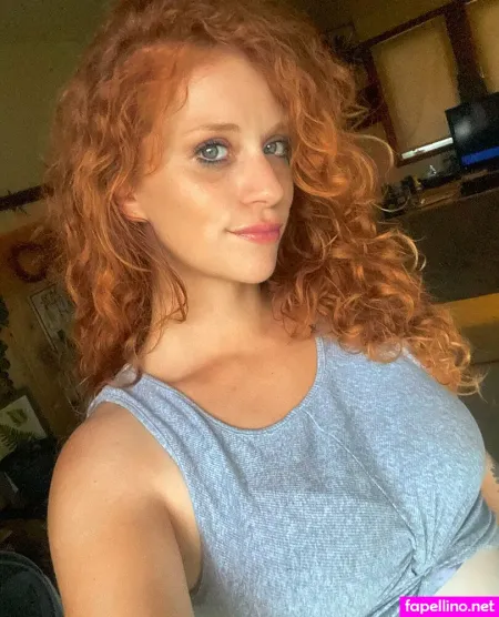 Redheadoceaneyes OnlyFans Thumbnail #E8pVozsyQ2