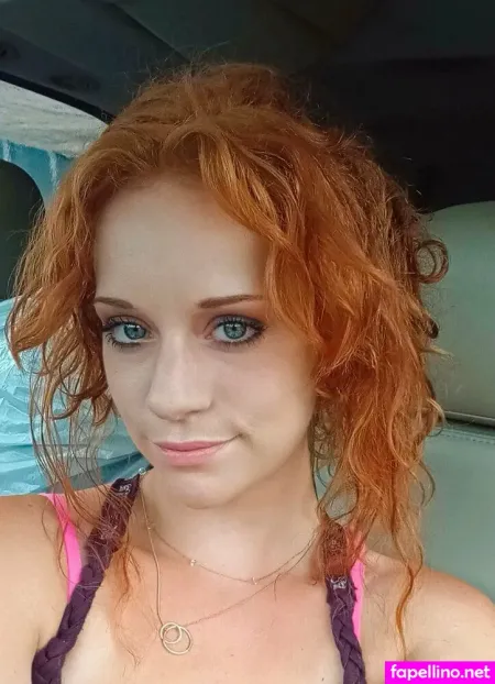 Redheadoceaneyes OnlyFans Thumbnail #HE8S6uFqyF