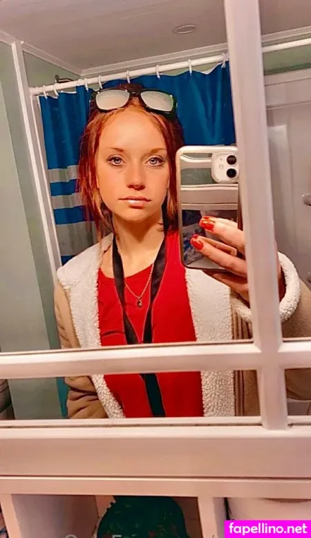 Redheadoceaneyes OnlyFans Thumbnail #aac7Y94r2r