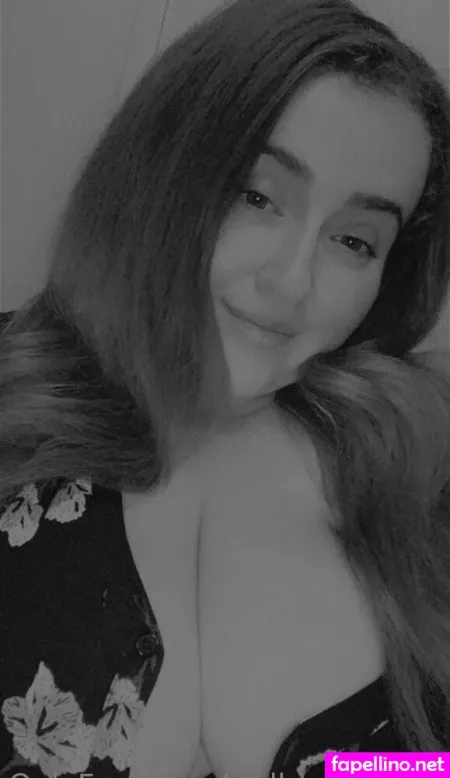 Redheadpeach OnlyFans Thumbnail #Dy2dNHRuv0