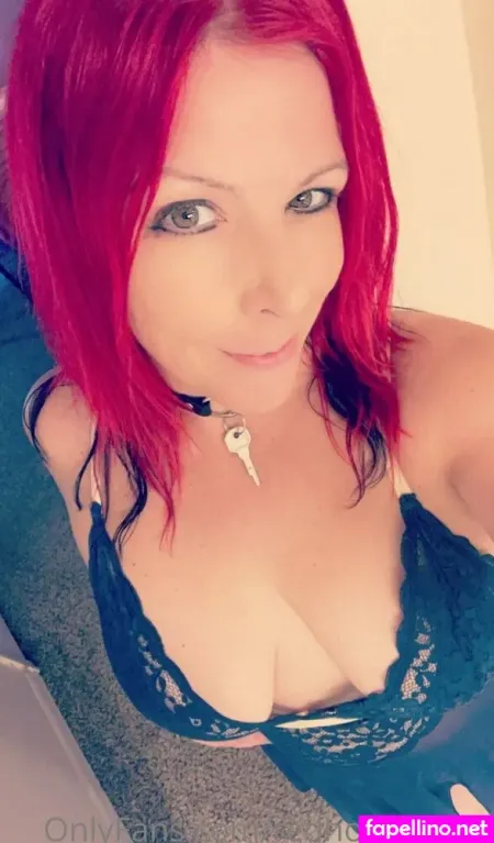Redhothotwife OnlyFans Thumbnail #kHb80geXXi