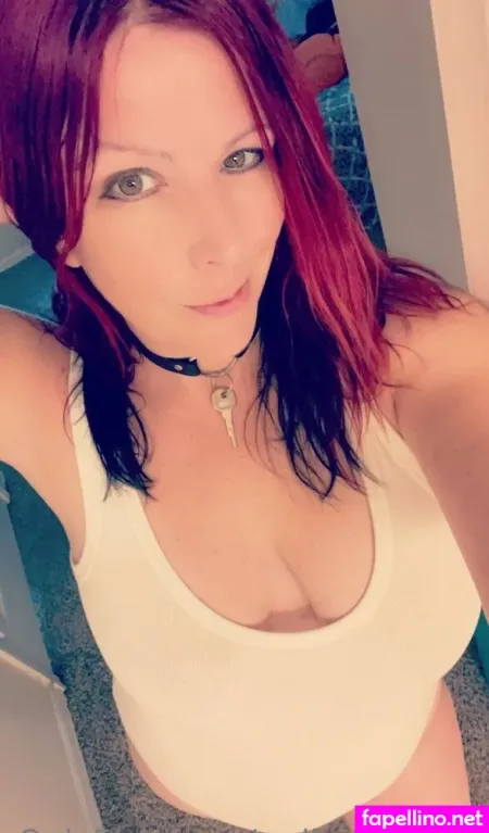 Redhothotwife OnlyFans Thumbnail #p23VWEixkk