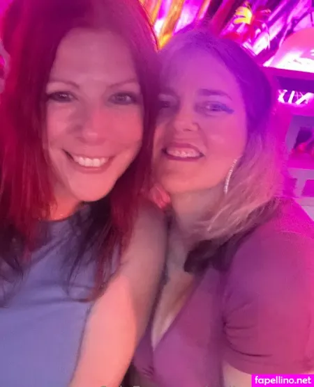 Redhothotwife OnlyFans Thumbnail #vo8etxXoYX