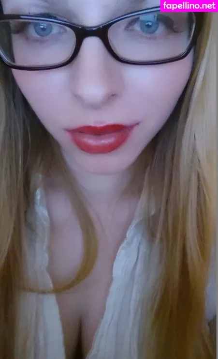 Redhotsillyfecker OnlyFans Thumbnail #ODfATHhXjM