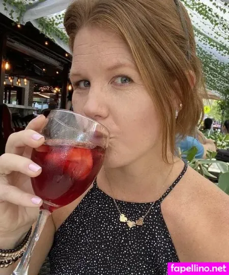 Redhotwife88 2 OnlyFans Thumbnail #yEuEVtd3pK