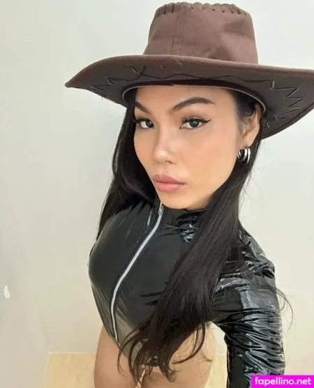 Redlacewassi OnlyFans Thumbnail #Ujk5DzDTnp