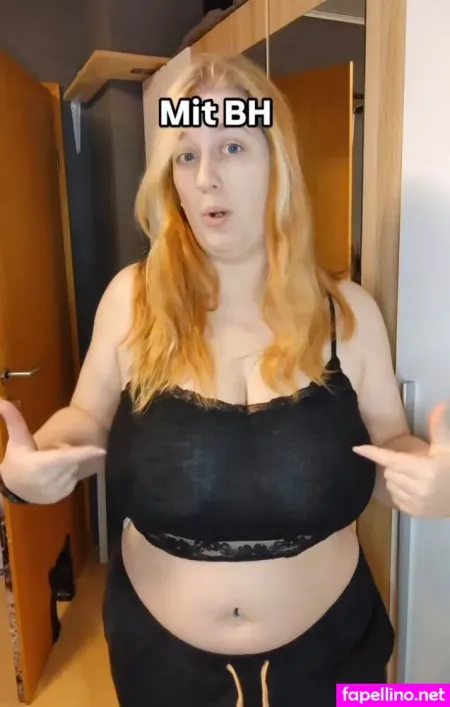 Redleaa OnlyFans Thumbnail #2m7T48tK3z