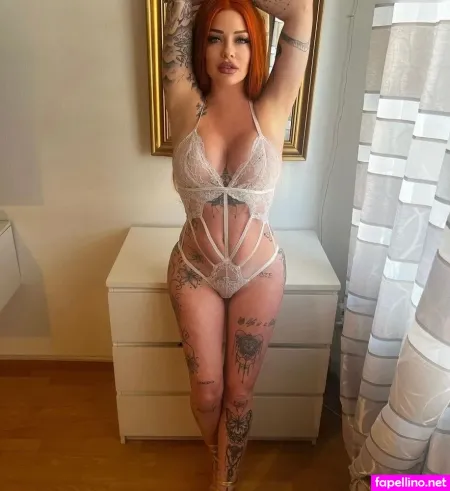 Redlook2 OnlyFans Thumbnail #E2p2LIyQVK