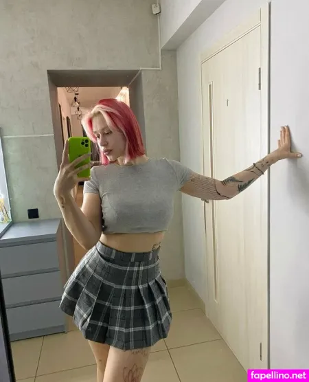 Redmelanie OnlyFans Thumbnail #8Wm4C3dGeQ