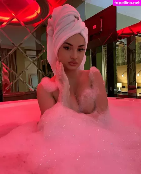 Redona Koci OnlyFans Thumbnail #lPhwQlWpcL