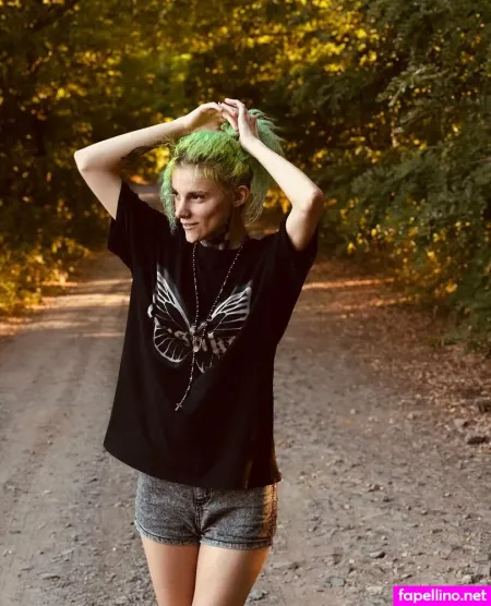 Redorayofficial OnlyFans Thumbnail #fq4xgEOoyT