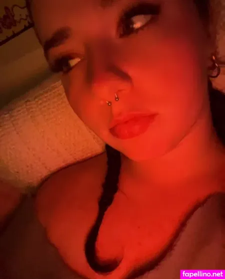 Redridinghoodxy OnlyFans Thumbnail #nvJ1b36f4T