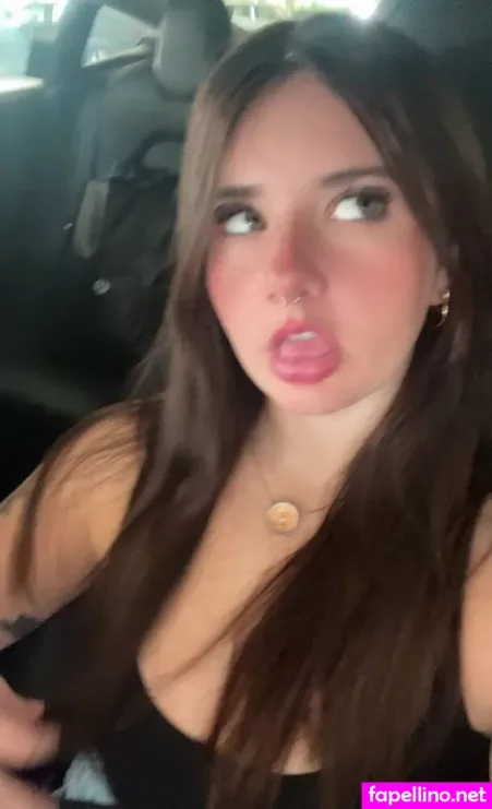 Redridinghoodxy OnlyFans Thumbnail #xBBHa0HTrz