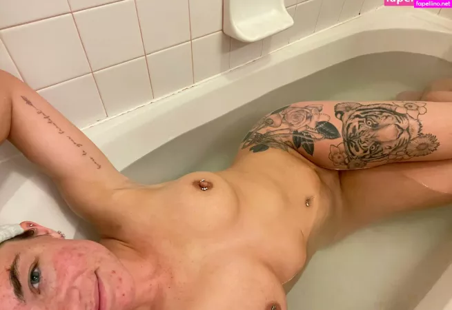 Redrosebb OnlyFans Thumbnail #xfEFu5f0Hk