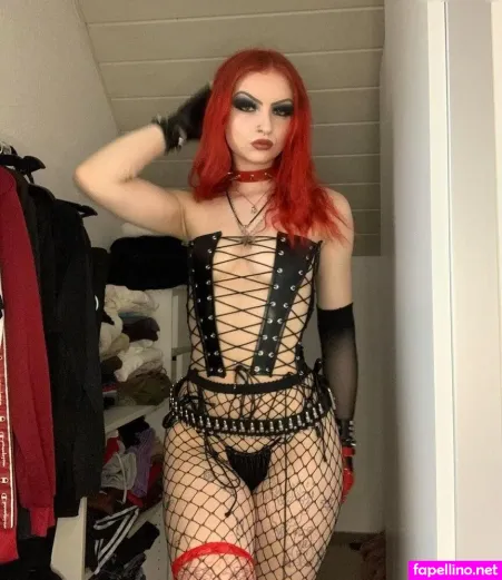 Redsativarose OnlyFans Thumbnail #IgFdYBQ2Wl