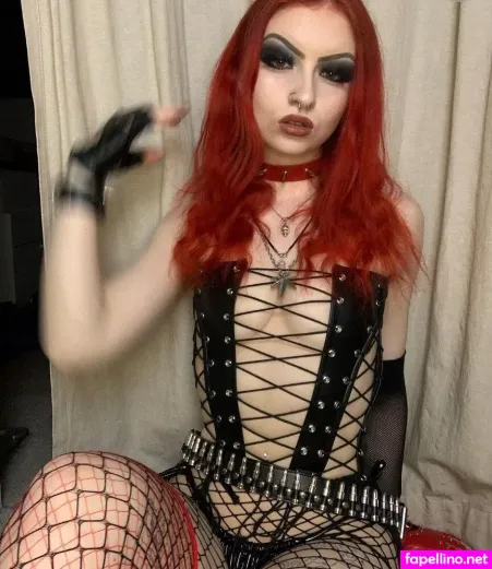 Redsativarose OnlyFans Thumbnail #VBW5YxIQgc