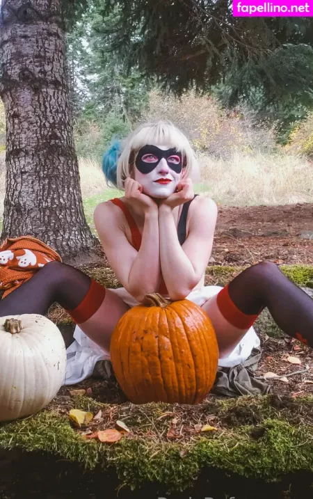 Redsreferences OnlyFans Thumbnail #Nmj0rfoc9p