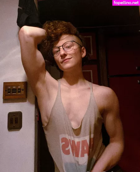 Redsreferences OnlyFans Thumbnail #NqqP17jHxK