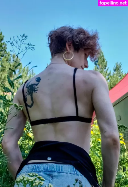 Redsreferences OnlyFans Thumbnail #UvqINLXtVe