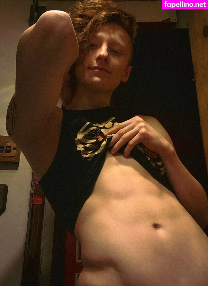 reddoodles2, reddoodlesart, redsreferences Nude Leaked OnlyFans Photo #XGNKlVJUbW