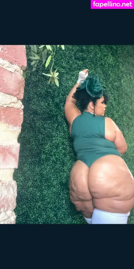 Redthunderthighz OnlyFans Thumbnail #dLi4nKZbsv