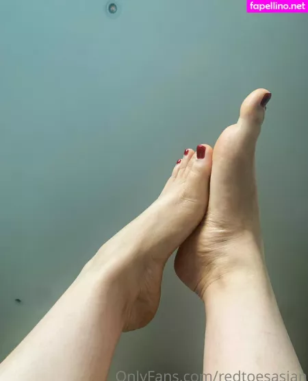 Redtoesasian OnlyFans Thumbnail #Ub6CjNEgkD
