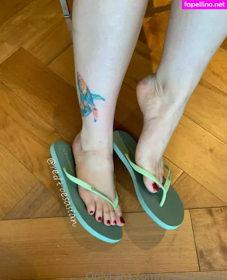 Redtoesasian OnlyFans Thumbnail #VlqU9UKUqI