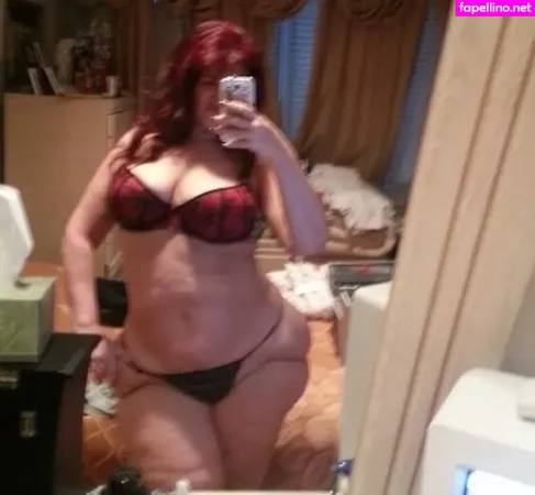 Redvelet6877 OnlyFans Thumbnail #mMOkrwQJaz