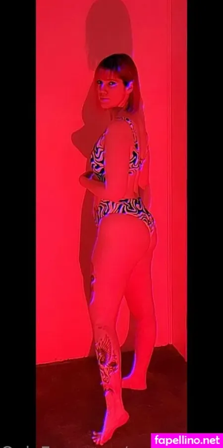 Redvelvetwoman OnlyFans Thumbnail #166Qz9Nv2N