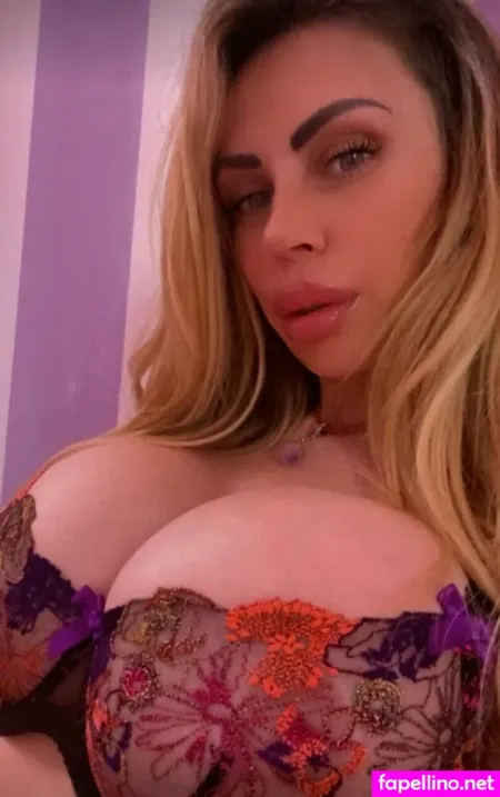 Ree Petra OnlyFans Thumbnail #8XIEBf5E8Q
