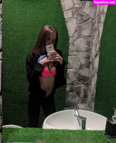 Reebeeca OnlyFans Thumbnail #bi3J98Mj62