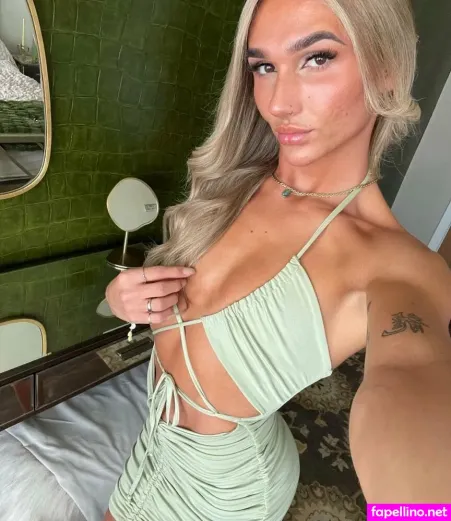 Reece Oliver OnlyFans Thumbnail #KYHP0W4zqn