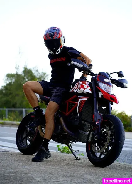 Reedbiker OnlyFans Thumbnail #7OEG8n58TM