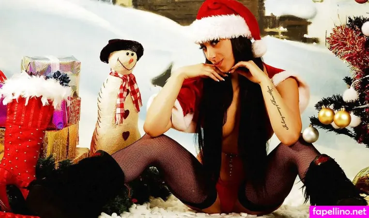 Reede Fox OnlyFans Thumbnail #B88FaKkfSS