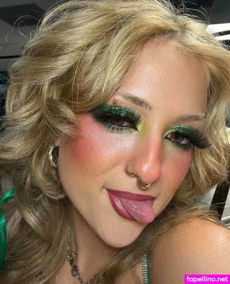 Reedmylips OnlyFans Thumbnail #HXsoc0kyu5